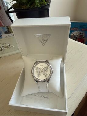 GUESS White and Silver Butterfly Crystal-Accent Women's Watch New! Vintage!